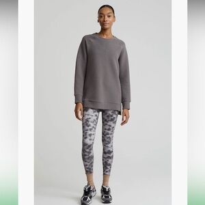 Varley Manning Crew Neck Sweatshirt, size Medium.